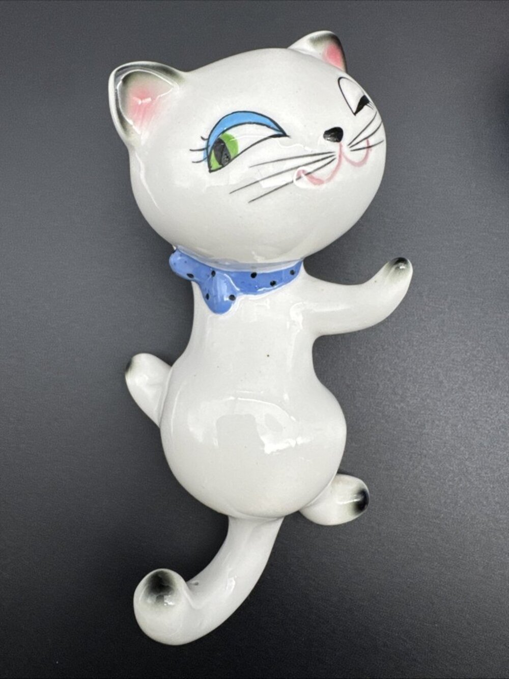 VTG Kitsch Holt Howard Cat Kitten Wall Pocket Key Hook Kitty Ceramic Blue Bow